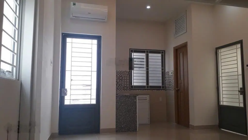 Bán gấp NR 55m2, 7PN, 8WC, Trần Văn Khánh, Tân Thuận Đông, Q7, HCM, giá siêu hời 6,3 tỷ