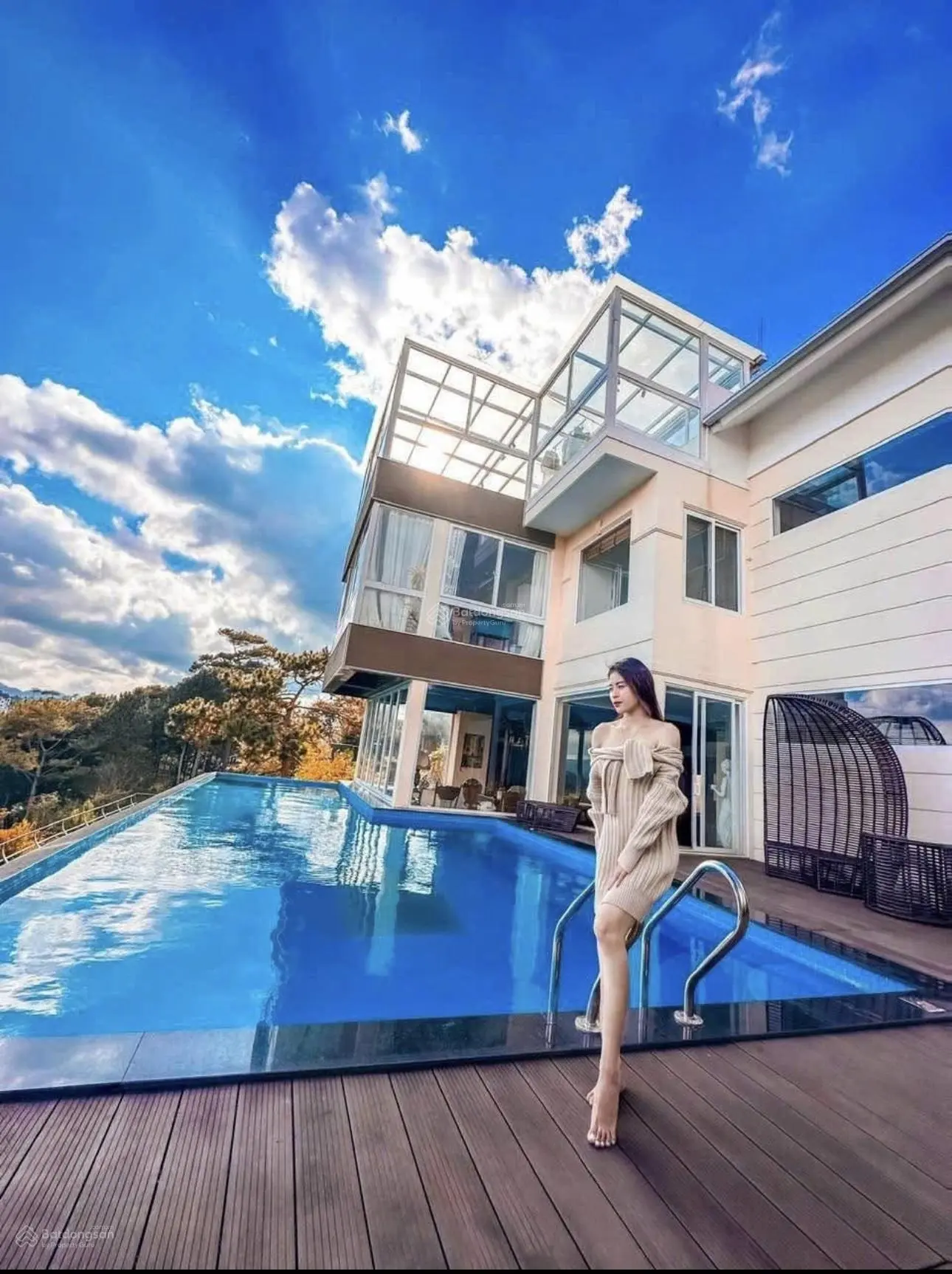 Bán VILLA hồ bơi view Rừng thông SIÊU ĐẸP nằm trên cung đường đắt giá VIP trung tâm Đà Lạt