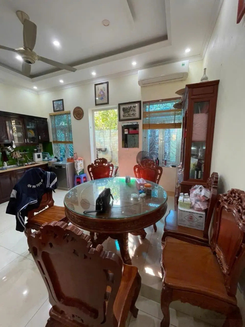 Bán nhà riêng đường ngô xuân quảng, giá 12 tỷ vnd, diện tích 126m2, hướng đông