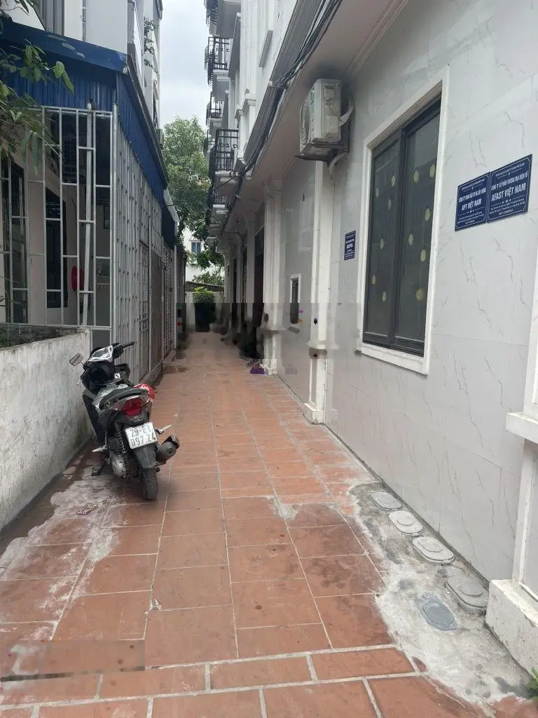 Phố nguyễn thời trung thạch bàn - gần ô tô - full nội thât - tiện ích ngập tràn nhỉnh 5 tỷ