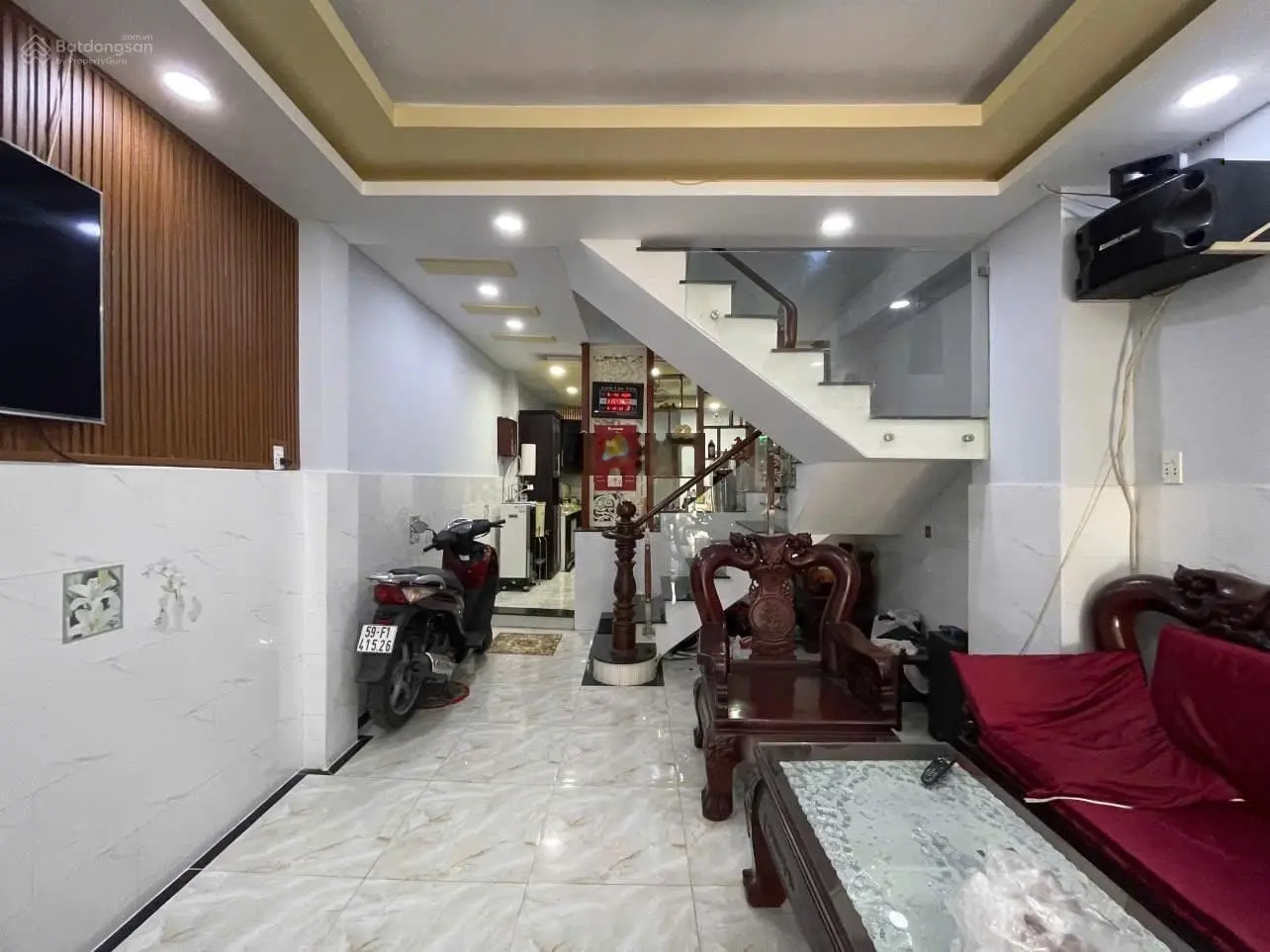 Bán nhà đẹp như mới mặt tiền đường nội bộ KDC Bình Hưng
