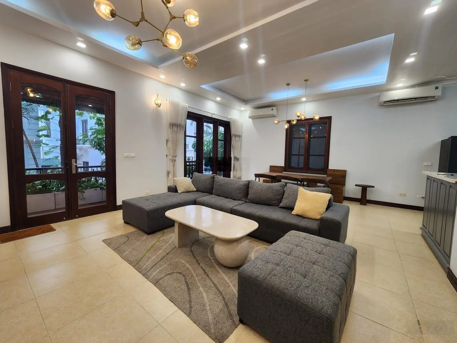 Bán nhà 120m2 5T ô tô tránh MT 6m view hồ 3 thoáng quận Tây Hồ 44 tỷ Tô Ngọc Vân