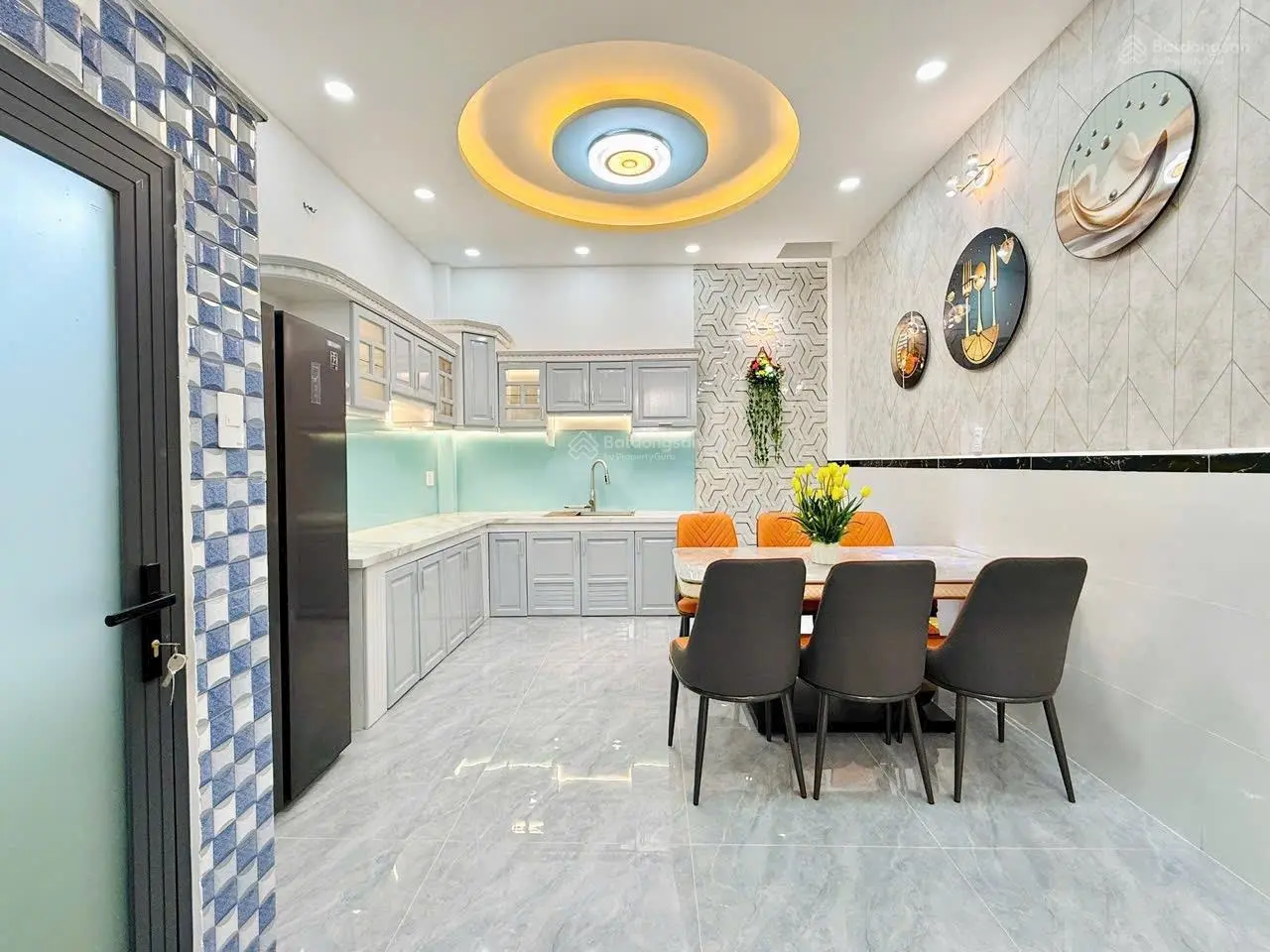 Đi nước ngoài bán gấp 2.12tỷ nhà nguyễn đình chiểu q3 54m2 tặng nội thất dọn vào ở ngay đc