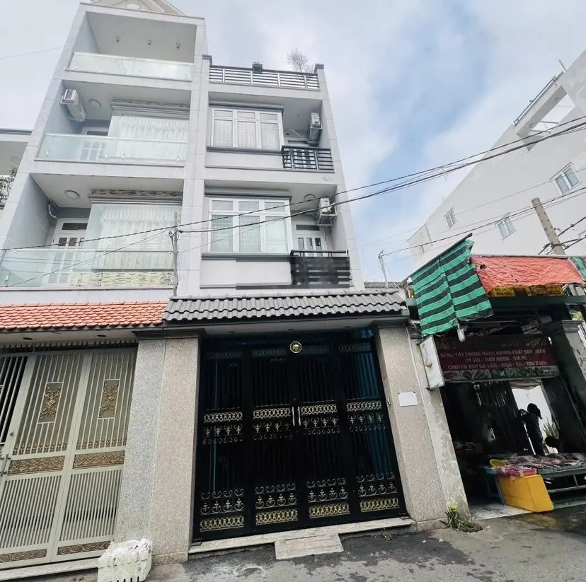 Bán nhà hẻm 753 tỉnh lộ 10 kinh doanh đa ngành nghề 70m2 SHR 3tỷ1 giáp Aeon Bình Tân