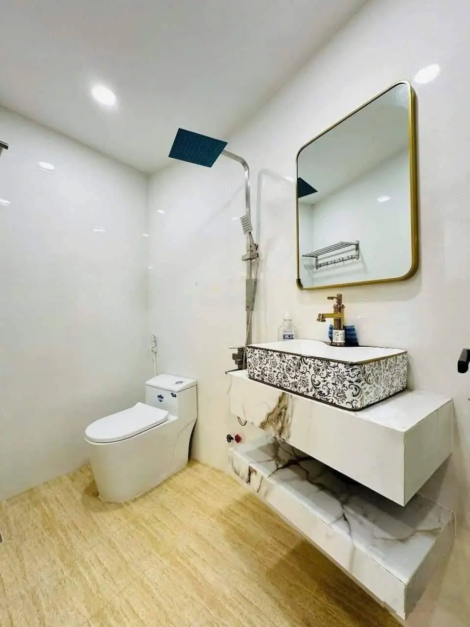 Bán nhà hxh 12m 476/2G Quang Trung P10 full nội thất cn: 60.1m2 (4x16m) 4 tầng 5pn 7wc