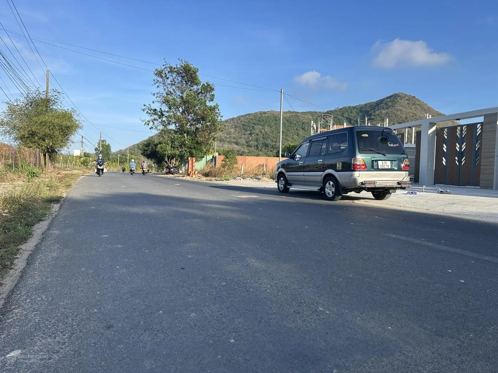 Bán nhà đẹp MT đường Phước Hưng - Phước Hải 1 trệt 1 lầu 4PN gần chợ, gần biển Phước Hải DT 170m2