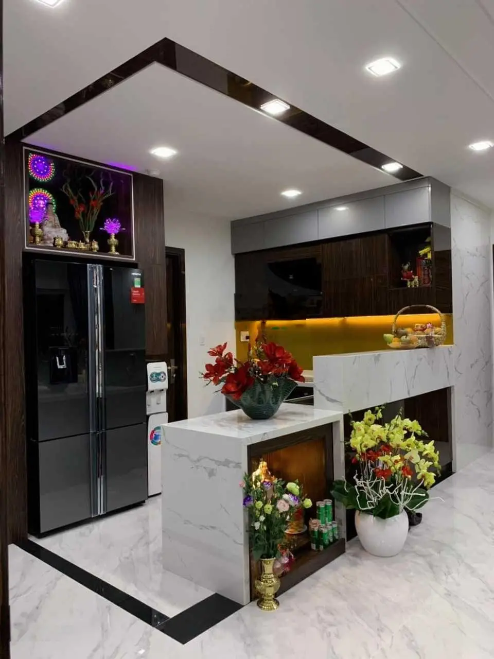 BÁN CĂN HỘ XI GRAND COURT , QUẬN 10 , DT : 110M2 , 3PN, 3WC . GIÁ 8TY, Có Sổ .Lh: 0907 909 *** Hùng