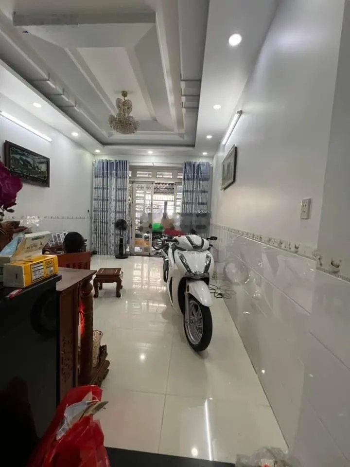 Bán nhà 5.9x16m, 4 tầng, đường 6m Trần Thái Tông, hẻm 42 đẹp xe tải tránh nhau, sổ hồng; 9.6 tỷ TL