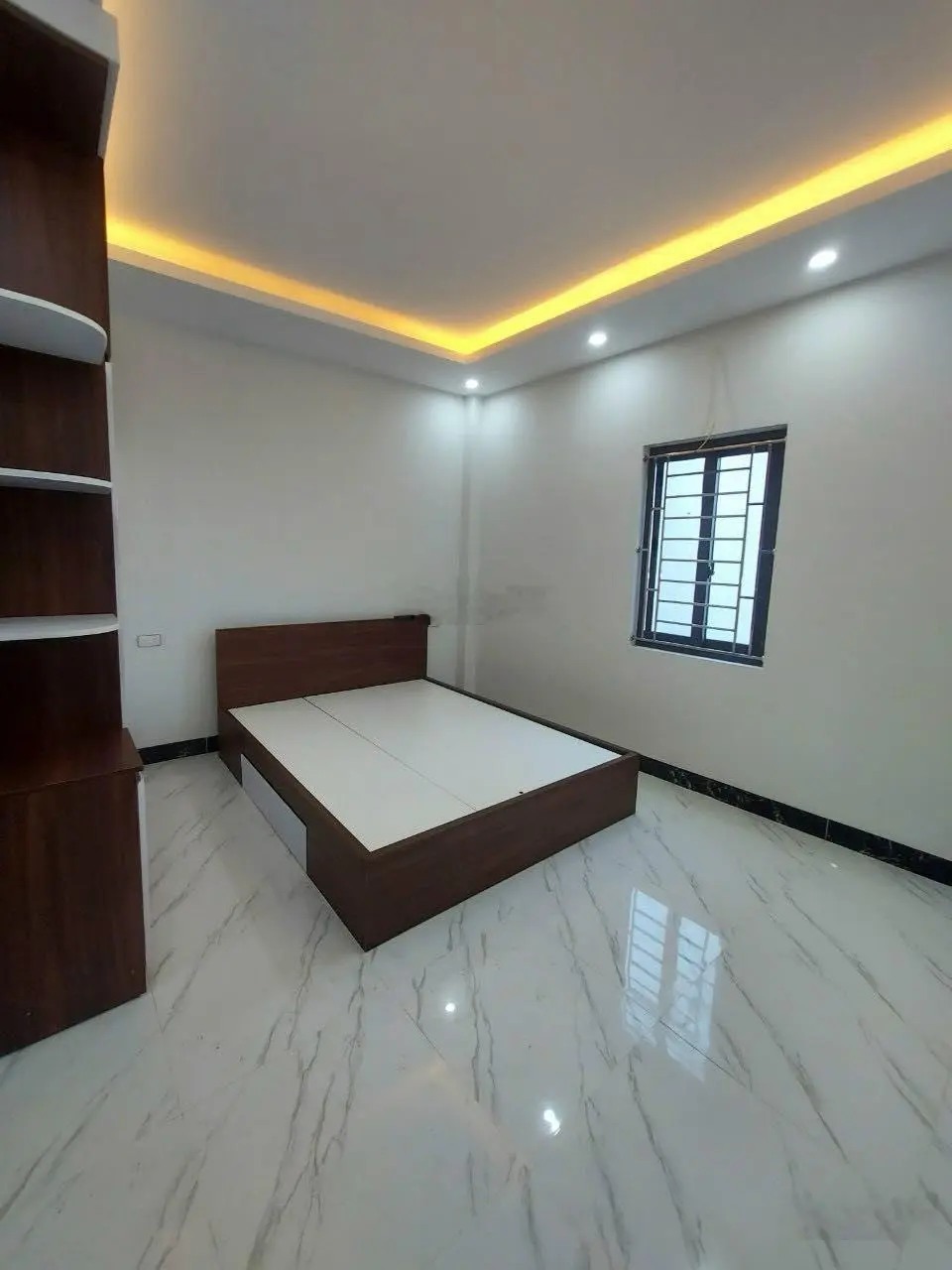 Nhà 4tầng*30m2, ôtô đỗ cửa, ngay chợ, gần cầu Đại Thành, 5p ra KĐT Đô Nghĩa, ĐH Phenika, Vành Đai 4