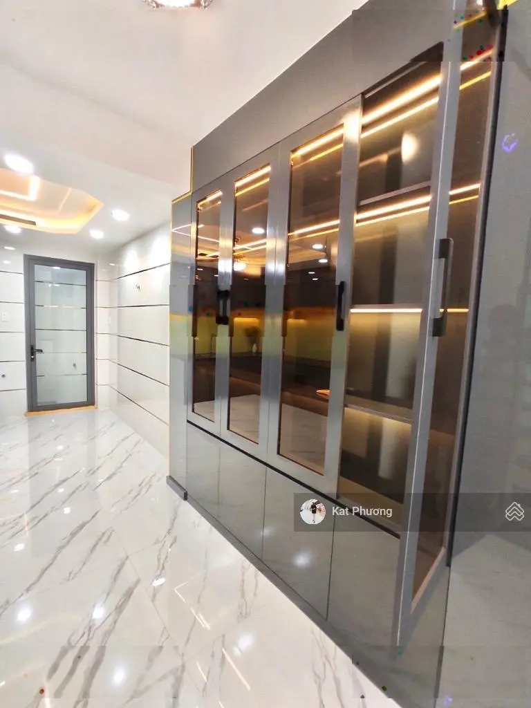 5 tầng 67m2 ngang 4.5m xe hơi ngủ nhà(mới) hẻm 163 Tô Hiến Thành trung tâm Q10 gần chợ thuốc Q10