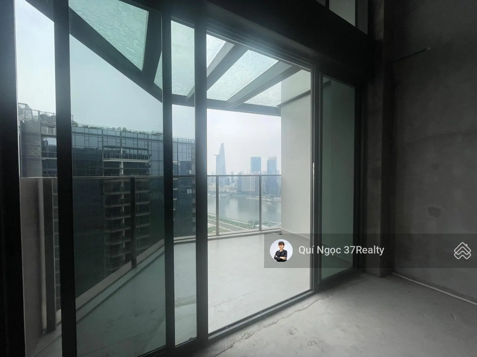 Bán cặp Penthouse Opera cực hiếm