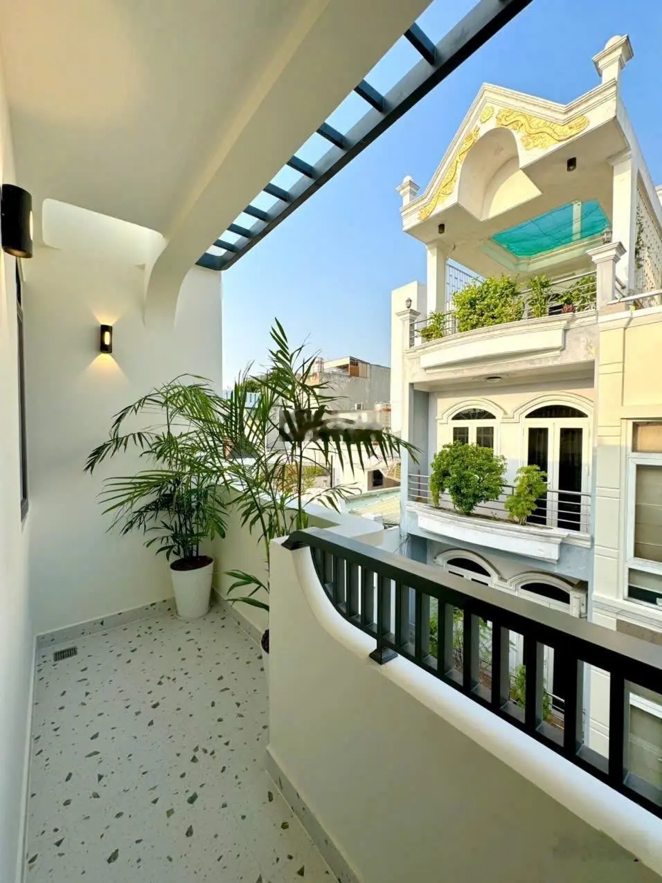 Bán nhà hàng xóm với hồ ngọc hà kim lý -dt90m2-shr 1tỷ290 ngay khu 5 sao- đầy đủ tiện ích