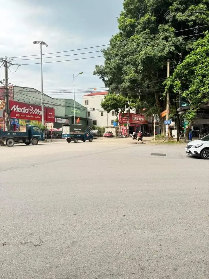 Bán nhà mặt phố ngã 4 Cao Lỗ - Cổ Loa