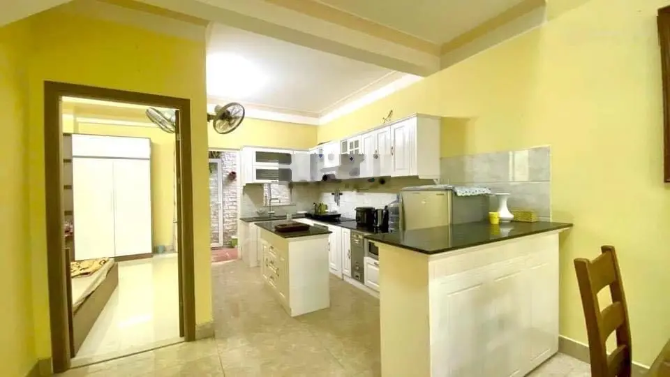Nhà 3 tầng MT Thạch Lam - DT 95m2 - cách biển 100m
