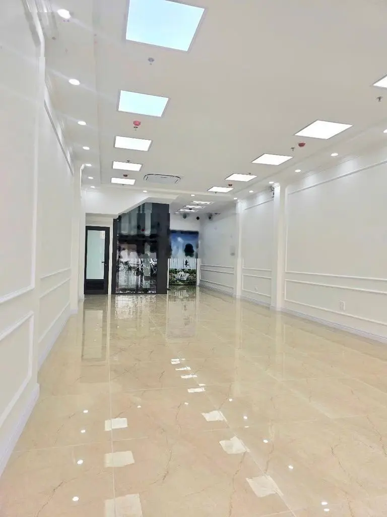 CẦN BÁN GẤP - Nhà Mặt Phố TT Cầu Giấy, Vỉa Hè 6M, Dt 66Mx8Tầng - Thang Máy - Giá Chốt 38.5TỶ