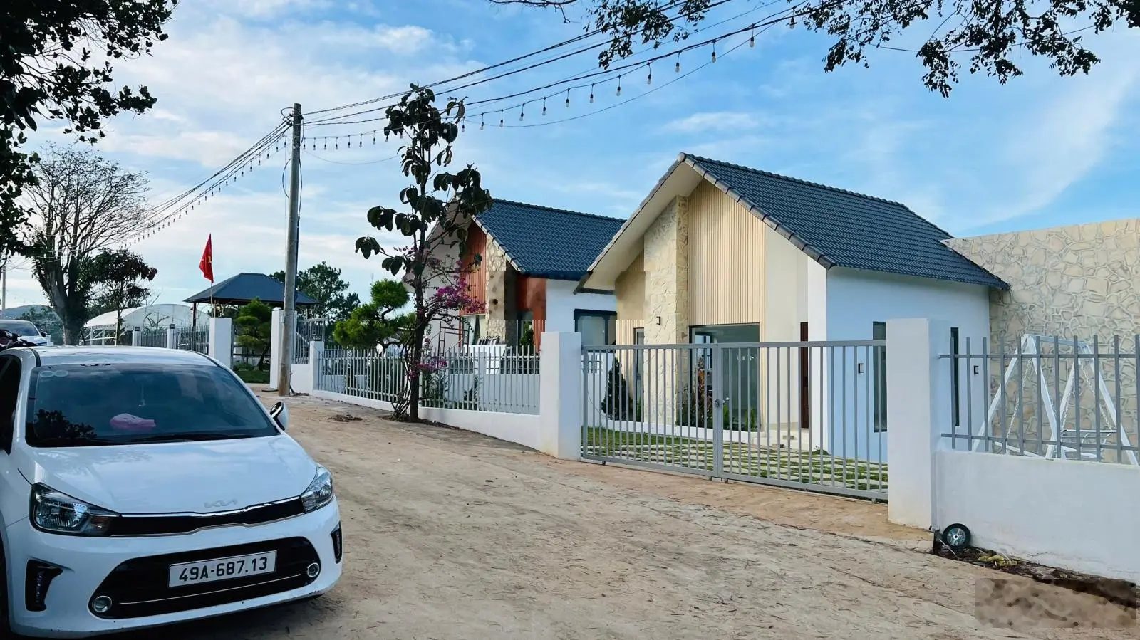 Nhà biệt thự nghỉ dưỡng ven Đà Lạt giá cực tốt
