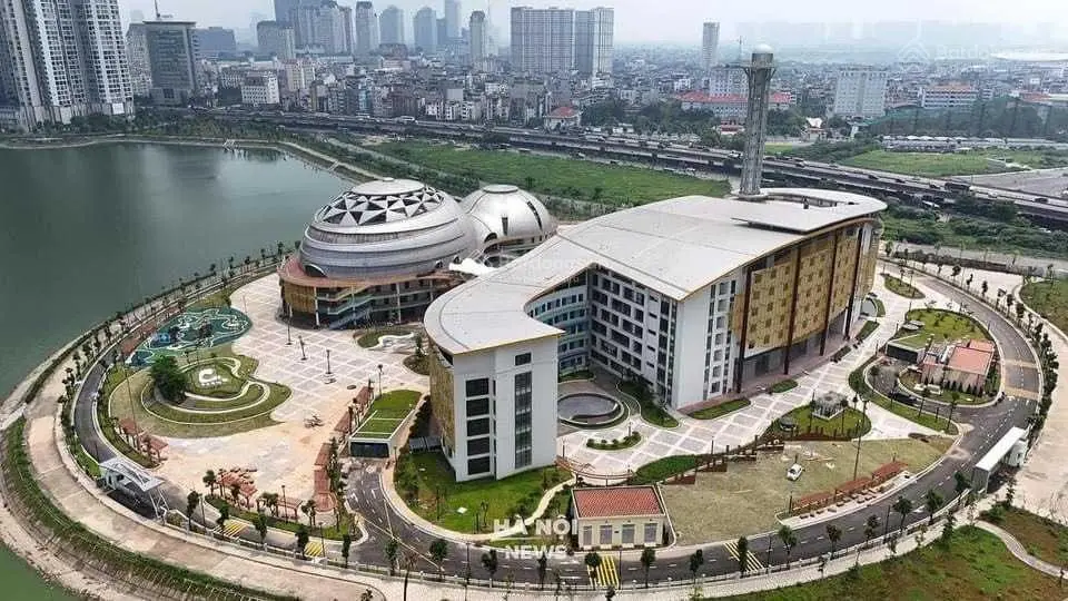 Bán căn góc 4 phòng ngủ view hồ Vinhomes Skylake, Phạm Hùng giá giảm sốc. LH 0983 786 ***
