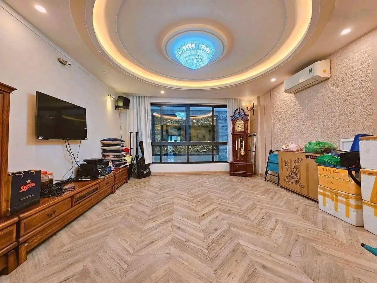Bán nhac hẻm 1/ đường Ký Con -P Nguyễn Thái Bình - Q1. Giá 4Tỷ150/62m2 đang cho thuê 28 triệu/tháng
