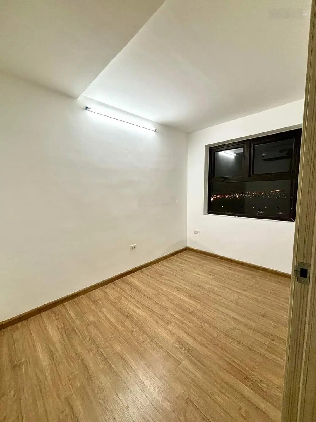 Bán căn góc 3 ngủ 2vs 63.5m2 tòa Ruby City CT3