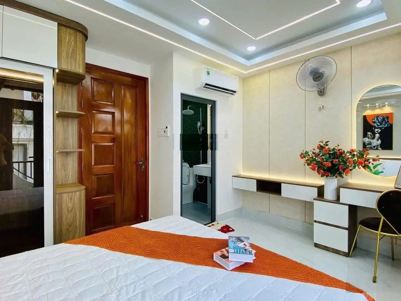 Nhà Ngộp Bán Nhanh! Đường Lý Thường Kiệt Phường 10 Quận 10,DT: 40,7m2/ 2.890 Tỷ,SHR