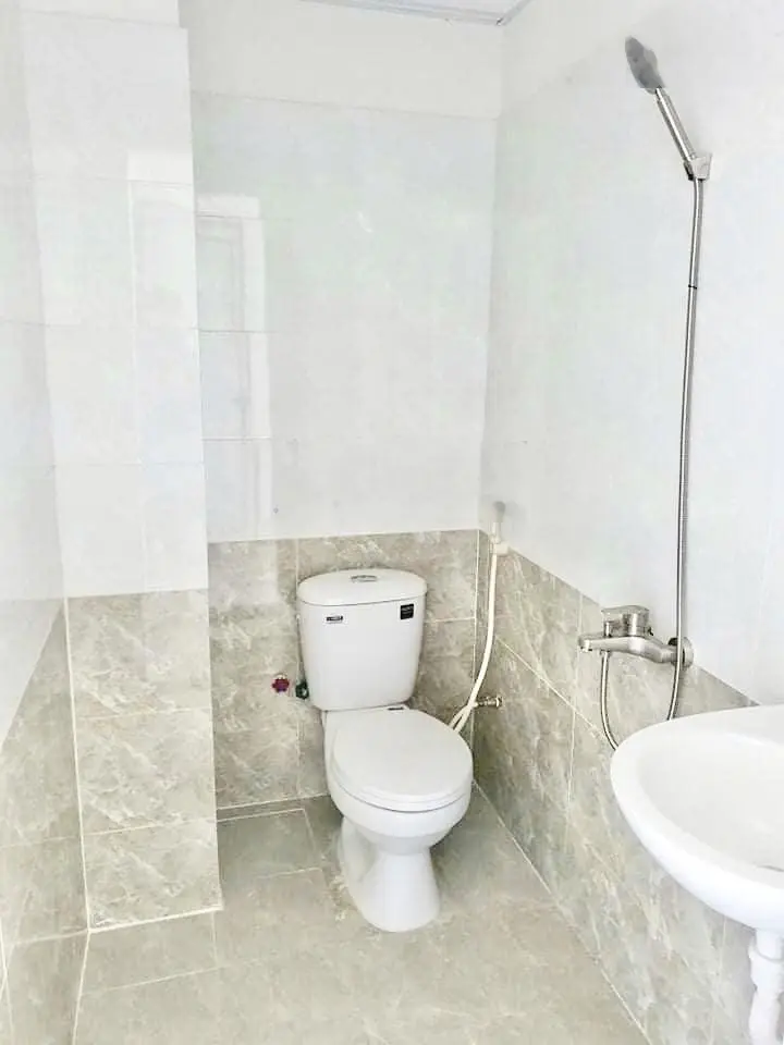 Chdv 10 phòng - mt đường 20m vị trí kinh doanh p7 q8