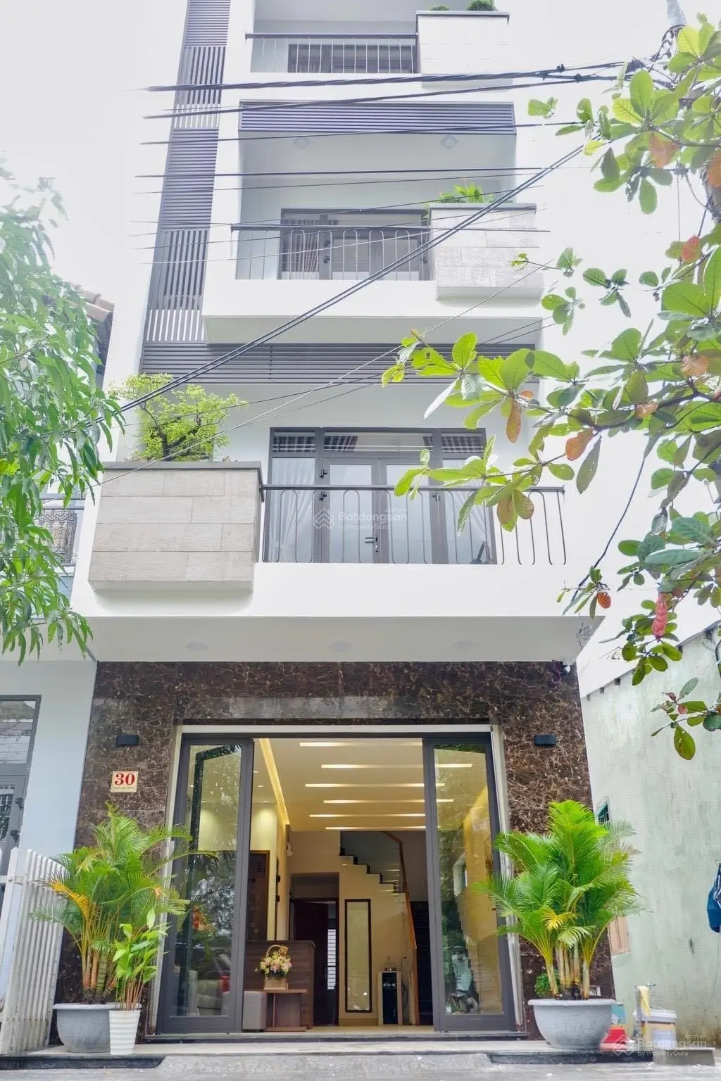 Toà apartment Sơn Trà - 5 tầng, 7 phòng căn hộ full nội thất - gần sông Hàn - giá 1x tỷ