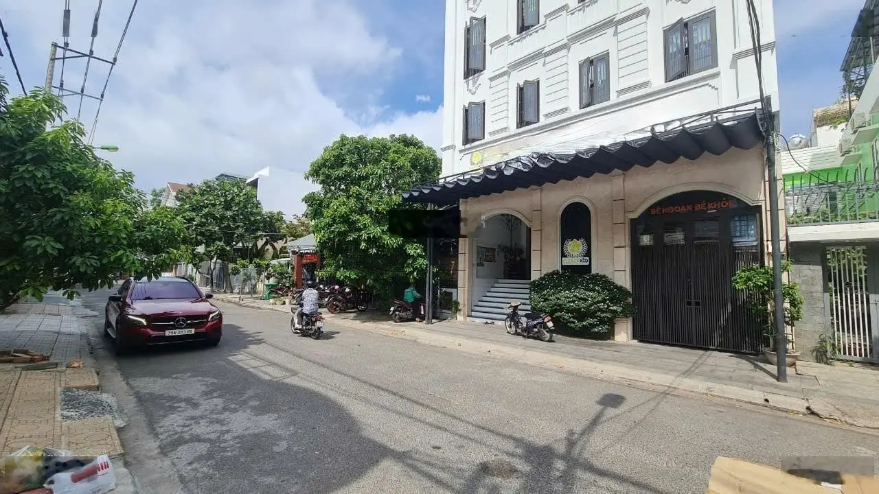 Bán nhà 7 Tầng mặt tiền đường Lê Chân - Giá 40 Tỷ - Tp Nha Trang
