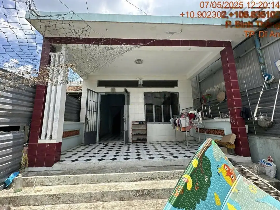 Chính chủ bán nhà c4 gần tuyến Metro Tân Vạn, Bình Thắng, Dĩ An. DT 145m2 (5.5 x 26m), 2 mặt tiền