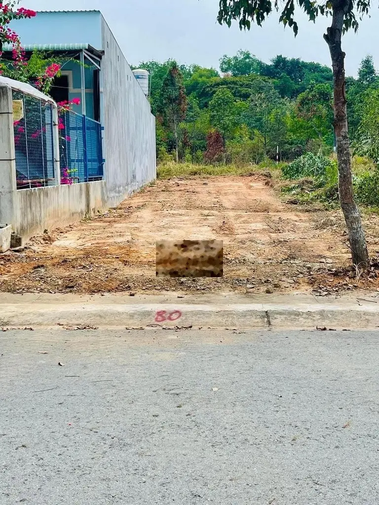 bán nhanh lô đất ngay tp,bến cát