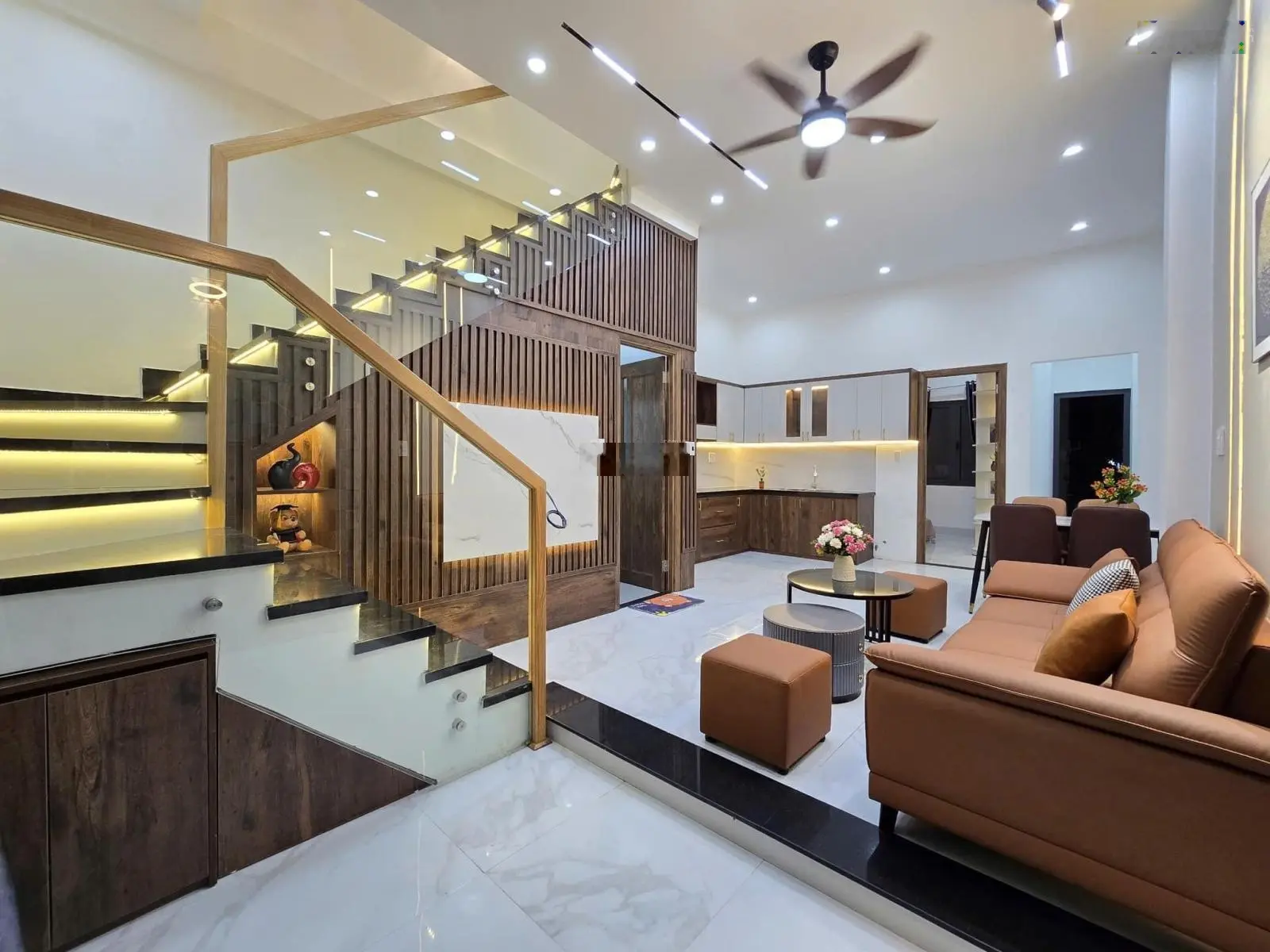 Cần bán nhà Nguyễn Trãi, P3, Quận 5. DT 49,5m2. SHR, pháp lí chuẩn.giá 2,8 tỷ
