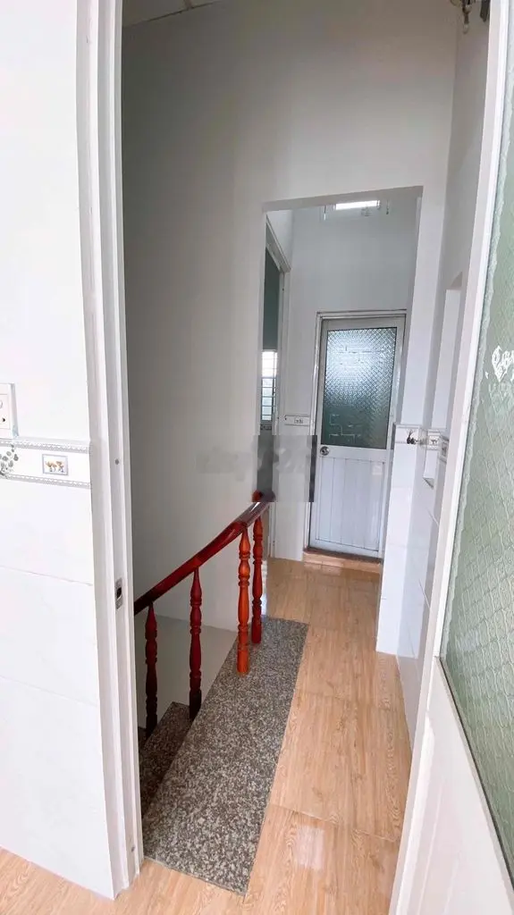 Bán Gấp Nhà 2 Căn sổ 3.5x8,3 lầu, Hương lộ 80B.Hiệp thành.q12