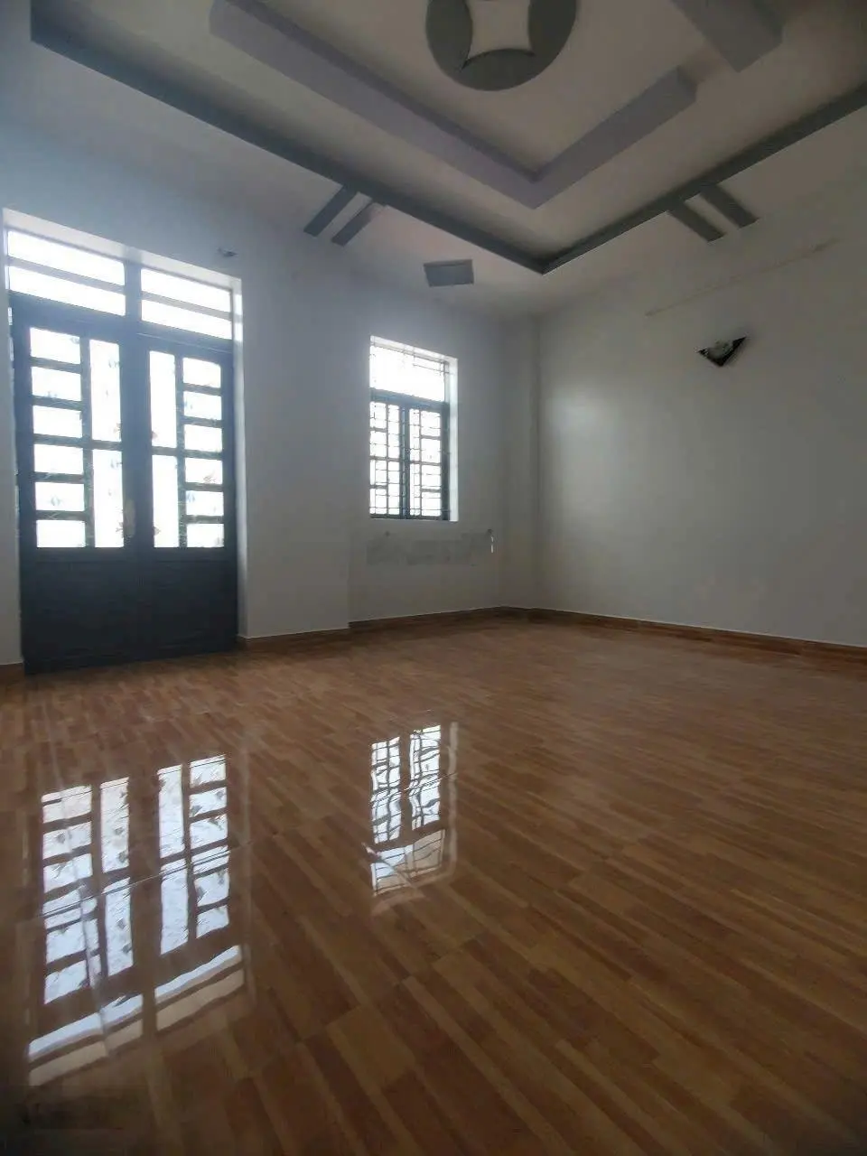 Bán nhà 4 tầng mặt tiền hẻm 67 Đào Tông Nguyên. Hẻm xe hơi 6 m thông tứ phía. Giá 5.3 tỷ tl