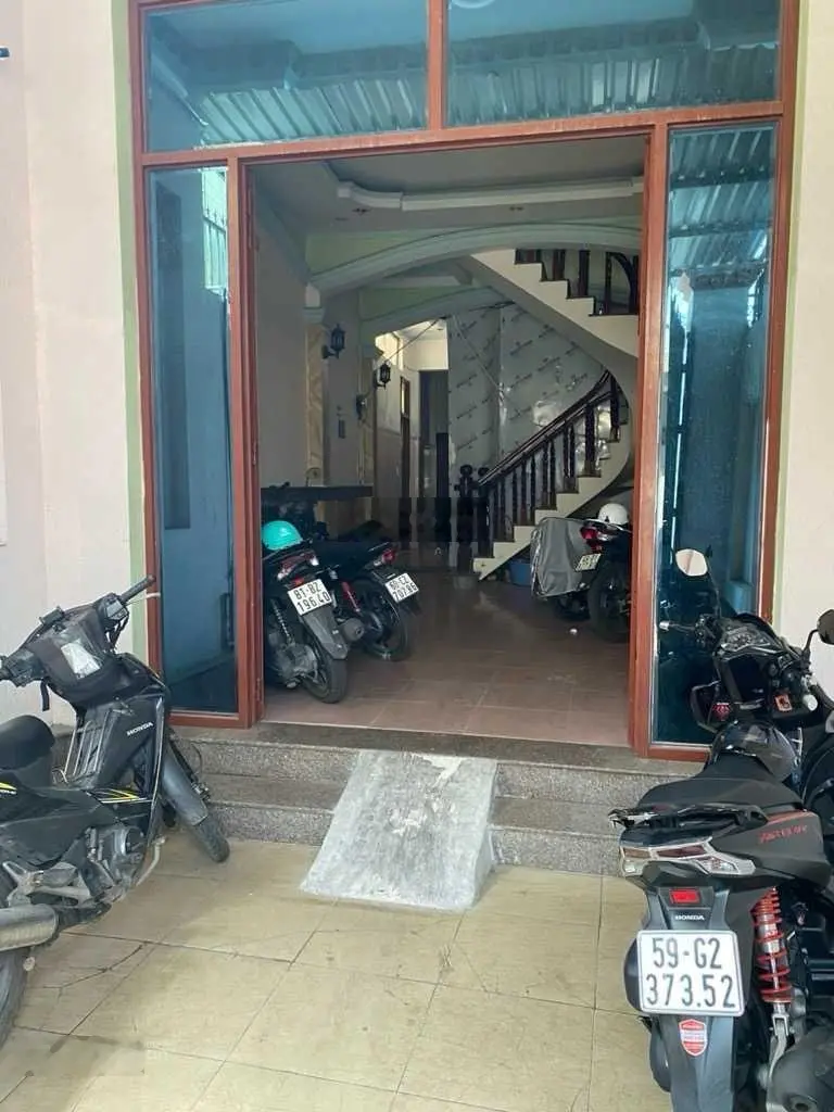 Căn hộ dịch vụ 15 phòng, HXH Lê Đức Thọ, thu nhập 40tr/tháng