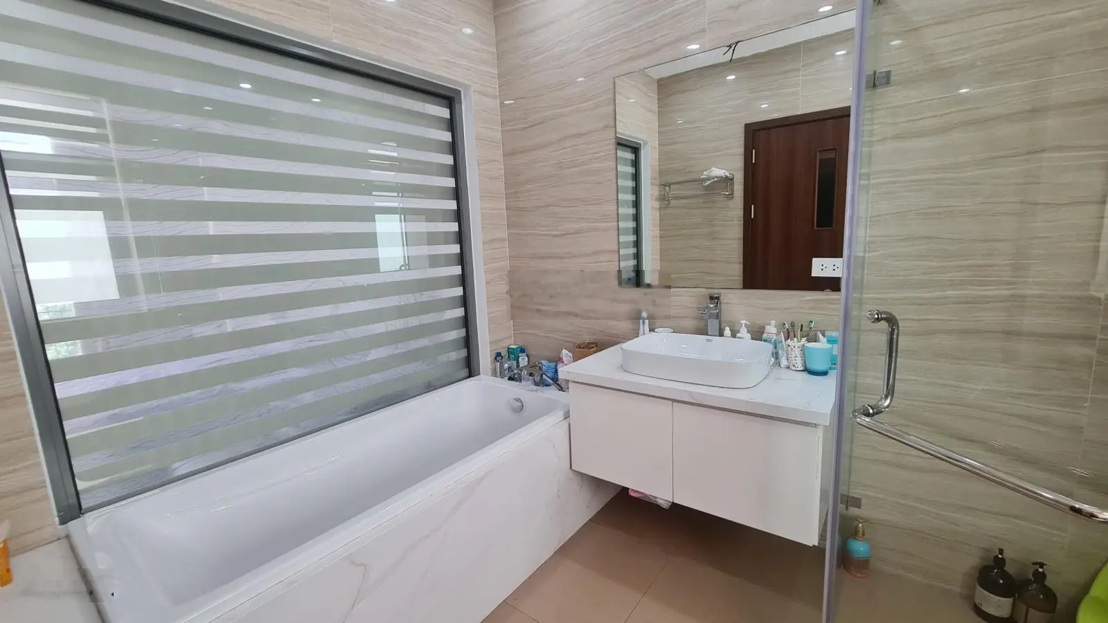 Bán Biệt thự đơn lập Vinhomes the Harmony giá 50 tỷ, cam kết không lỗi phong thuỷ