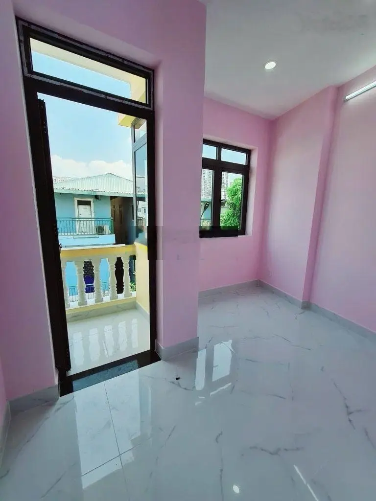 Cần bán nhà riêng giá 5,5 tỷ VND tại Quận 2, Hồ Chí Minh