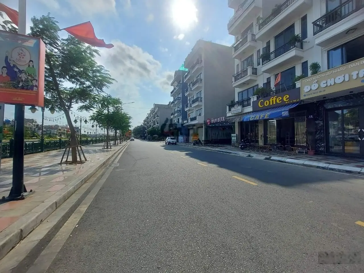 Cần bán gấp lô góc đường Thế Lữ, DT 69m2, ngang 5.5m, lô góc 2 mặt đường duy nhất. Giá 165tr/ m2