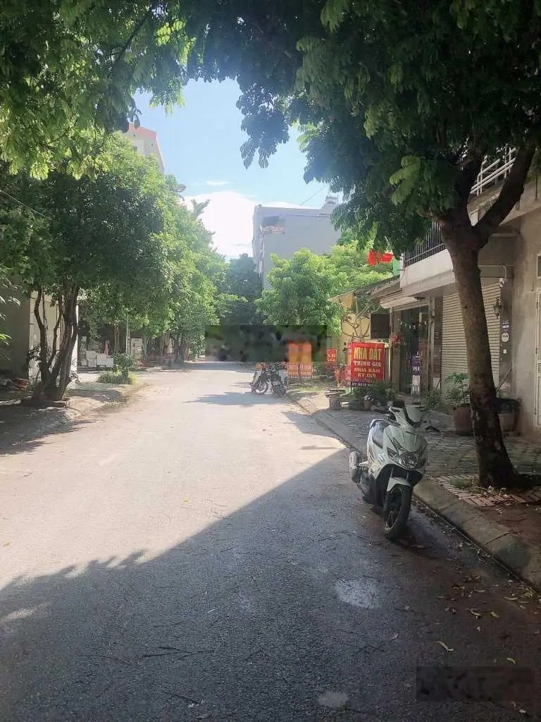Bán nhà LK Khu D YÊN NGHĨA, 50m2x2T, giá 9.05 tỷ (CTL)