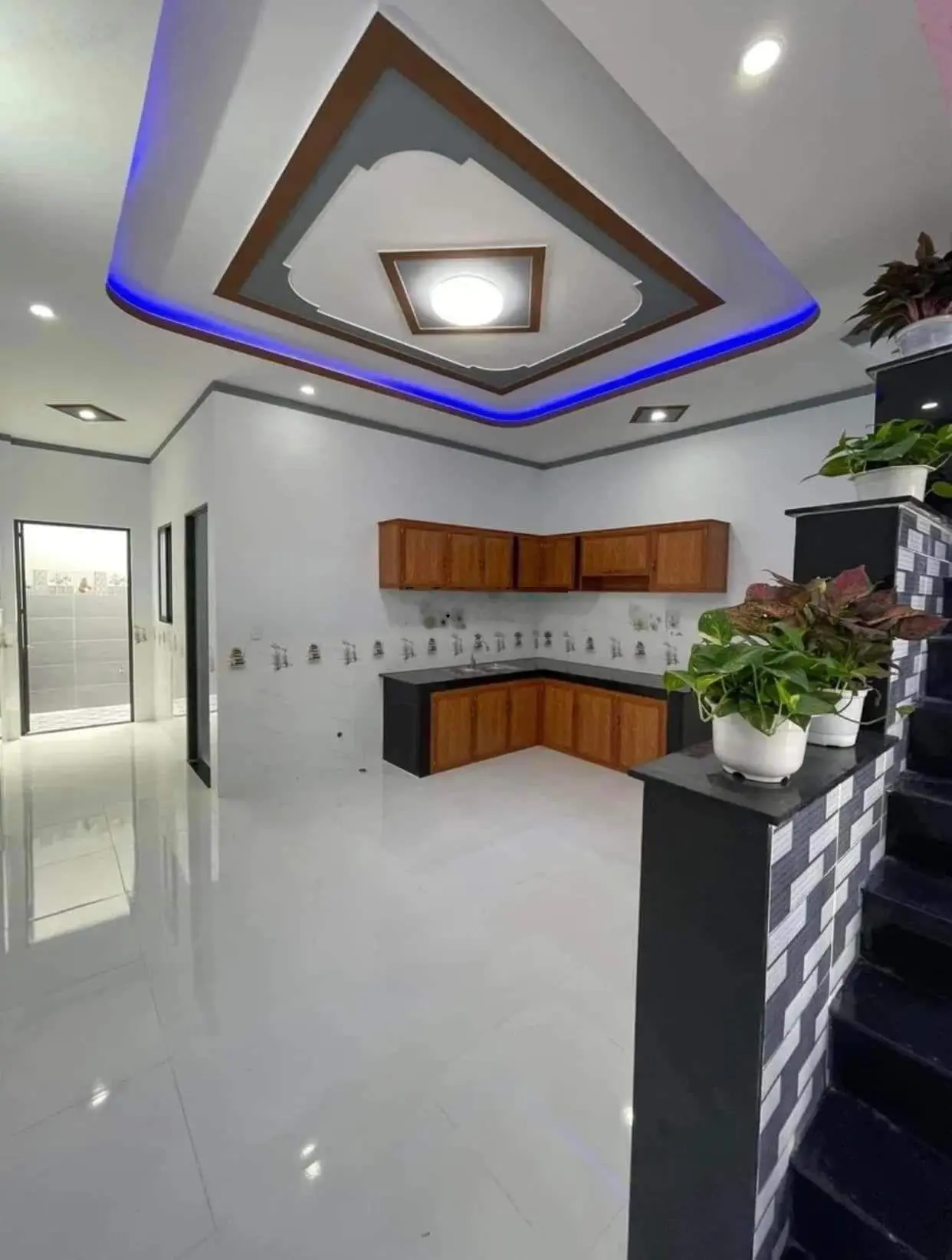 Bán nhà riêng 520 triệu tại xã Mỹ Hạnh Nam, 60m2, 2 pn, 2 pvs 520tr