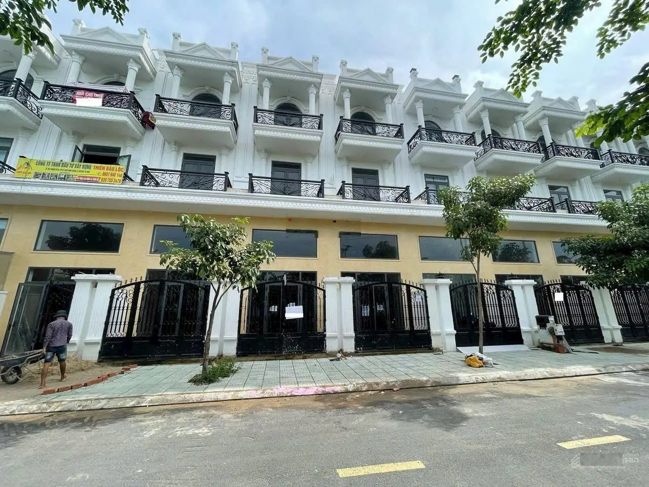 Nhà phố quận 12 sang trọng đẳng cấp,nhiều sự lựa chọn
