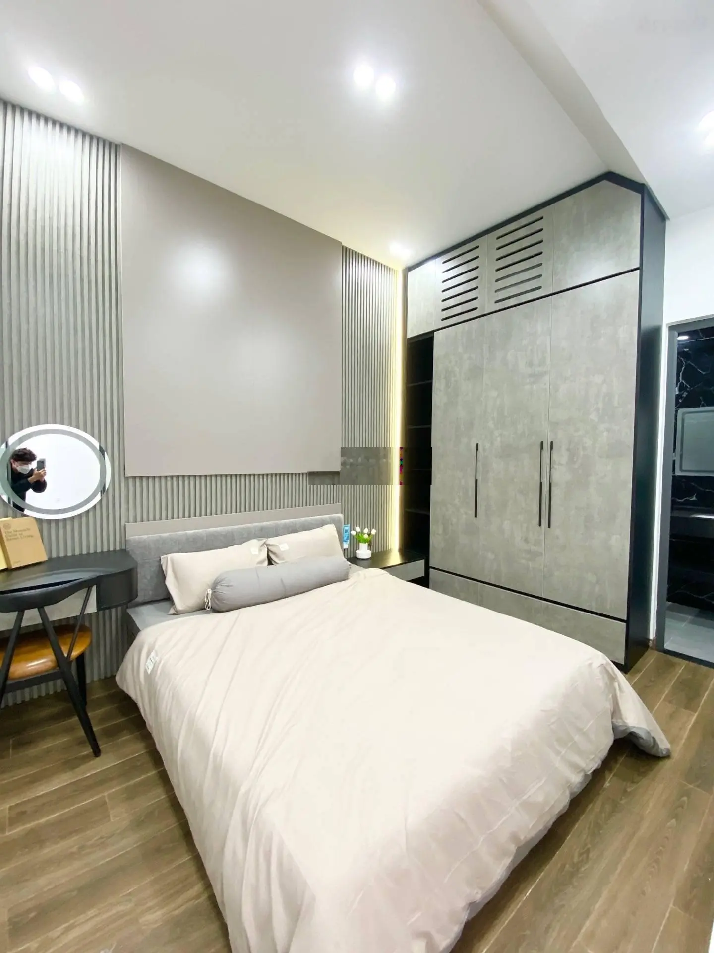 SỐC! Nhà mới 80m2 ngay Nguyễn Thái Sơn, Gò Vấp giá chốt 3tỷ700. Có hồ bơi trong nhà. 5PN. SHR. HXH