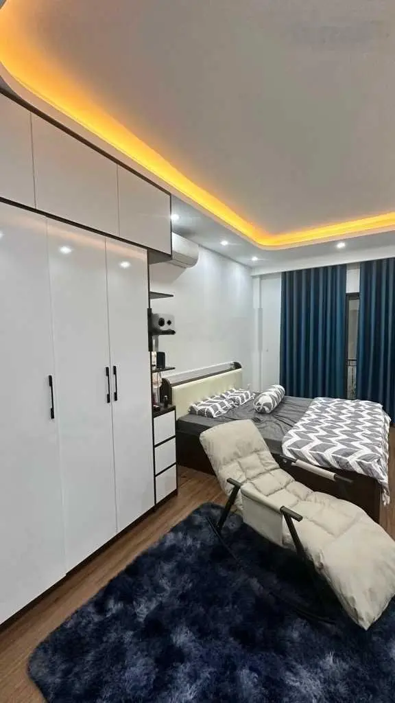 Bán nhà phường Xuân Tảo, gần Kosmo Xuân La. Ngoại giao đoàn, 33m x6tầng, mặt tiền 3,5m, giá 5,9 tỷ