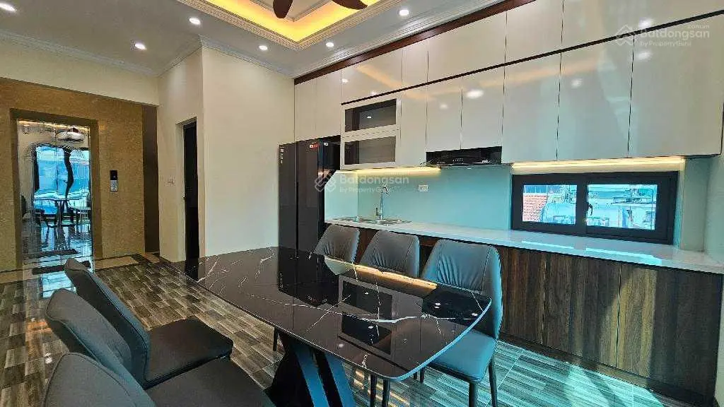 Bán nhà phân lô Nguyễn Cơ Thạch - 38m - 7T - 9,3 tỷ - thang máy - ngõ ô tô tránh - LH: 0813 616 ***