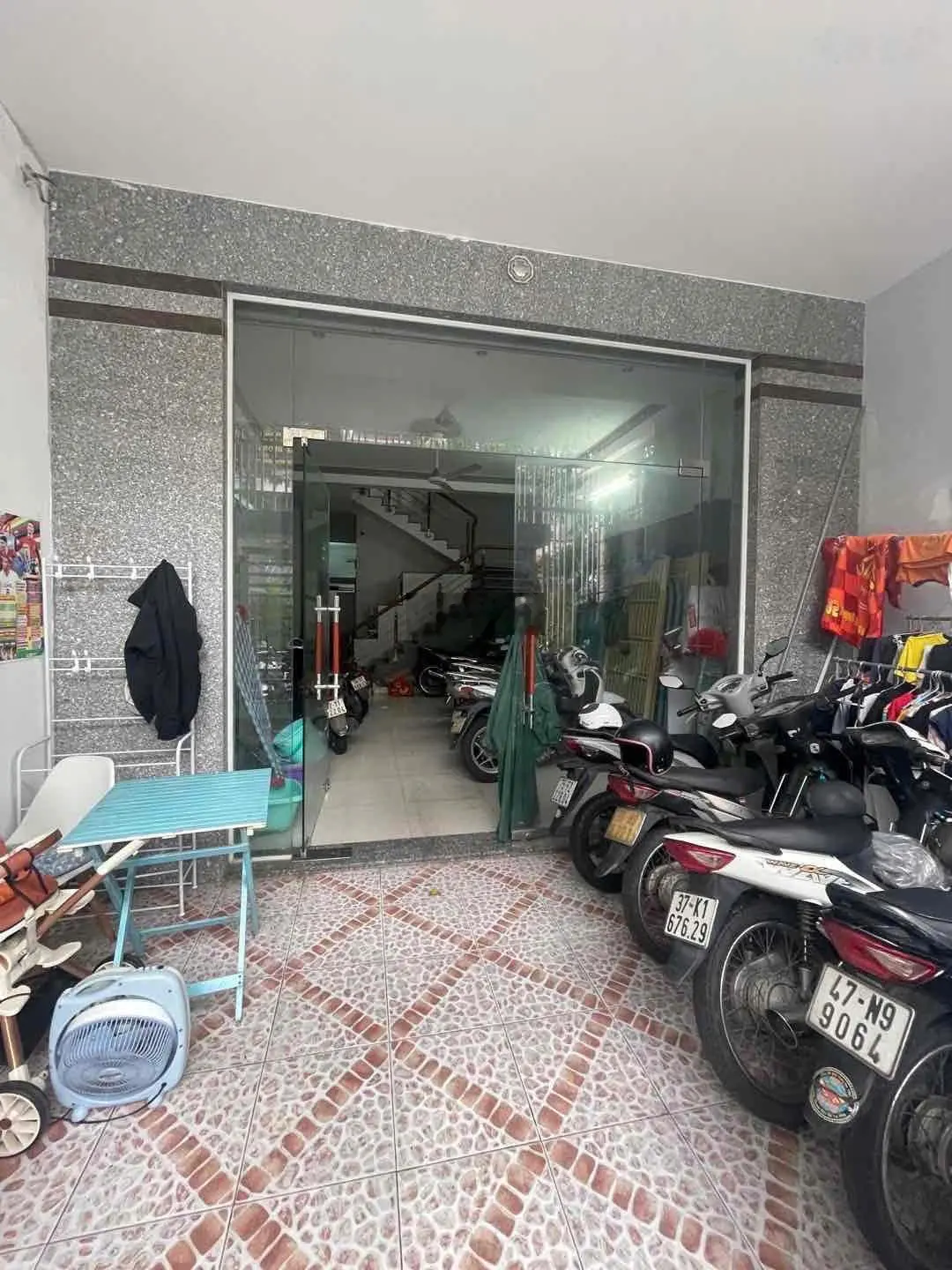 Bán căn nhà trọ 3 tầng mặt tiền đường Hoài Thanh, phố biển Ngũ Hành sơn