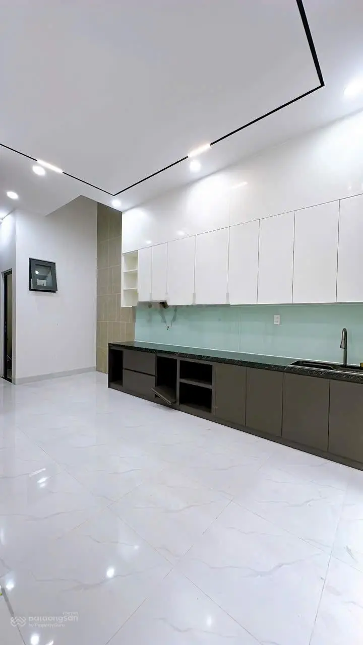 Bán gấp nhà đẹp mới xây khu vip mặt tiền đường số xe hơi đỗ cửa 3 tấm DT 4*8m giá 7tỉ999 TL đậm sâu