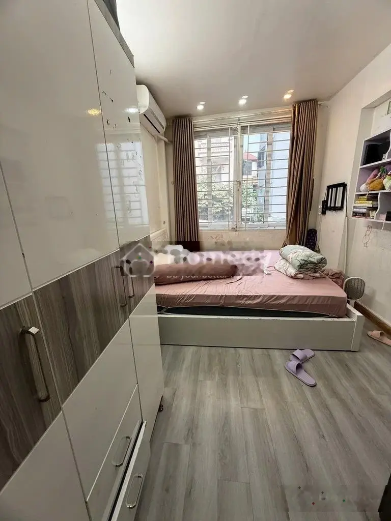 Nhà đẹp Cổ Nhuế – ngõ nông rộng – 35m2 - 4 ngủ - Chỉ 5.5 tỷ