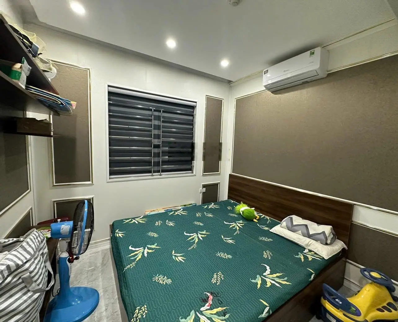 Chính chủ cần tiền làm ăn nên cần bán nhanh căn chung cư Thống Nhất