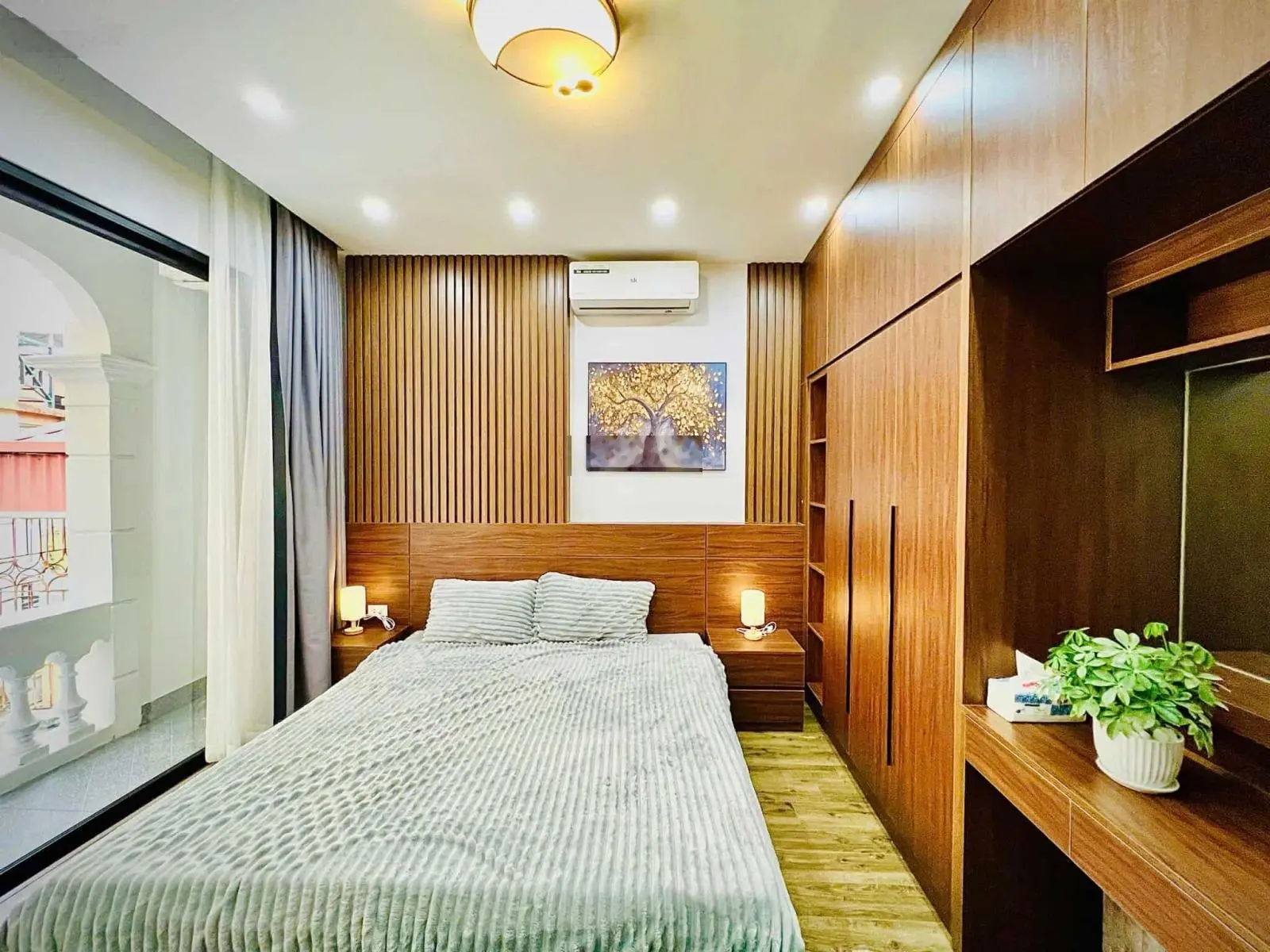 Bán gấp nhà phố Bùi Xương Trạch,Thanh Xuân, tặng nội thất, DT 46M2, 4 tầng, mặt tiền 4M, nhỉnh 8 tỷ