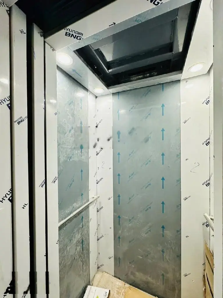 Siêu phẩm lô góc 3 mặt thoáng - mặt ngõ 6 tầng thang máy - đẹp không tỳ vết -10m ra phố khương đình