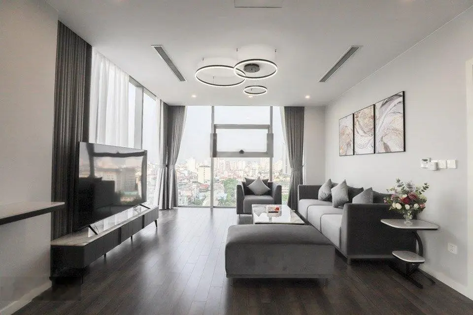 Bán căn hoa hậu 3pn2vs, 142m2, ban công Đông Nam, full nội thất tầng trung tại tòa The Nine