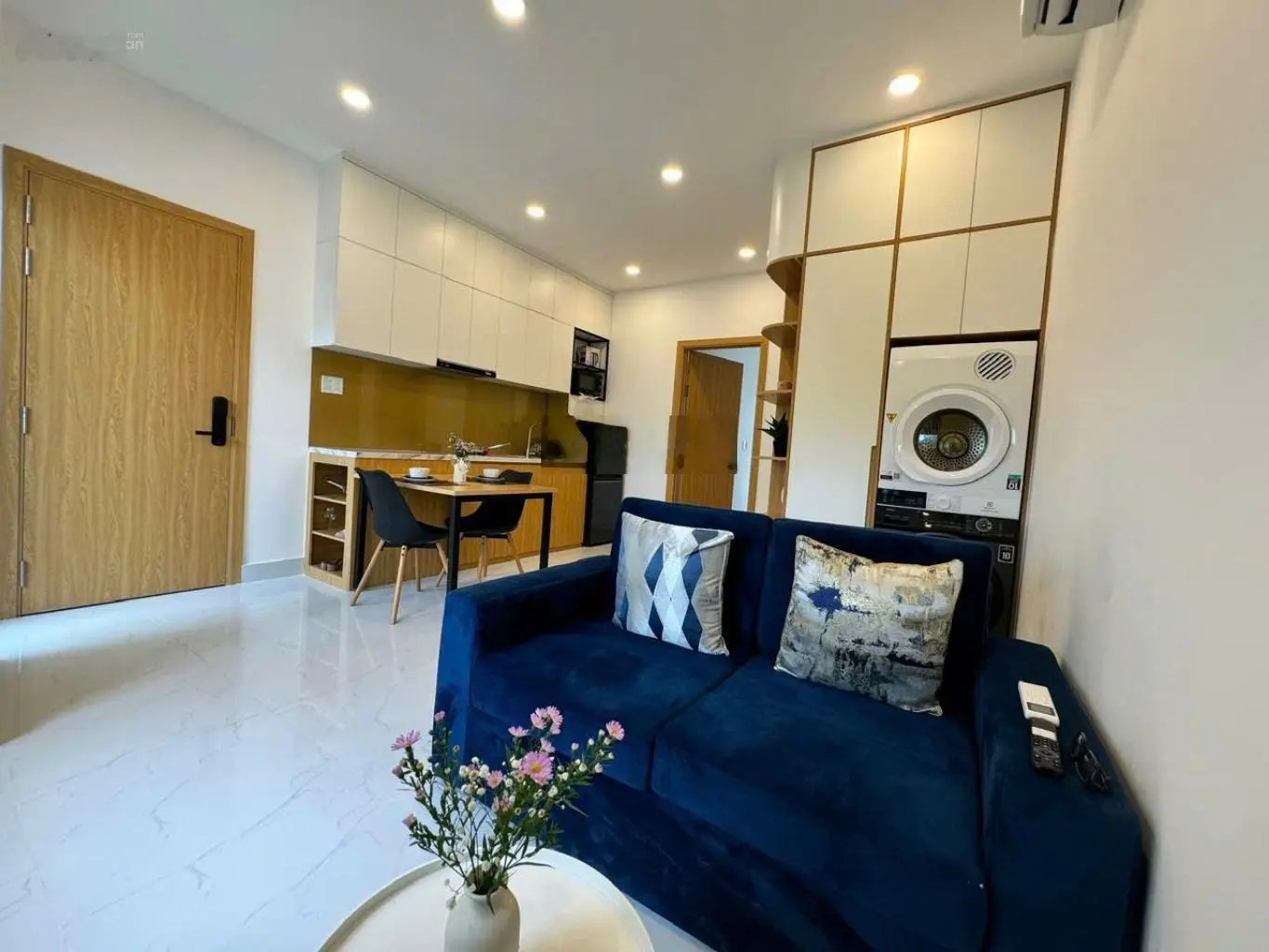 Nhà 4 tầng 120m2 biệt thự Thảo Điền - View Landmark 81 - thu nhập 70 triệu/tháng - ngang 6m, 26 tỷ